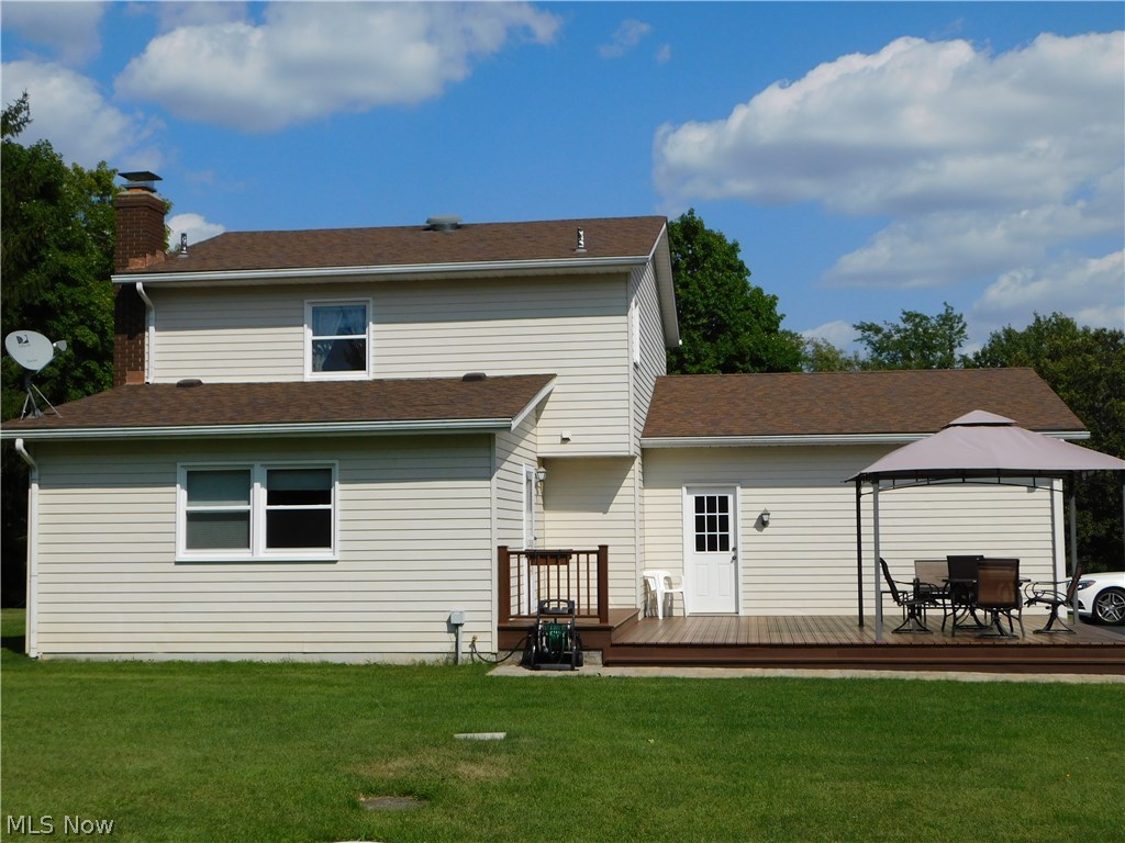 8138 Yoder Road Seville, OH 44273 - Photo 23 of 31 Rear of home -