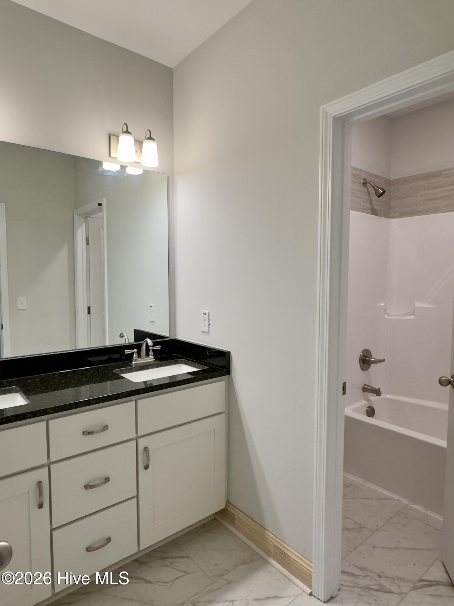 110 Kindletree Lane Carthage, NC 28327 - Photo 16 of 26 Guest Bath