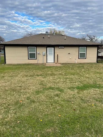 $1,600 | 3204 Highview Court, Granbury, TX 76049