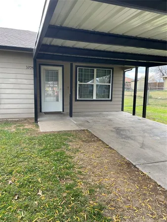 $1,600 | 3204 Highview Court, Granbury, TX 76049