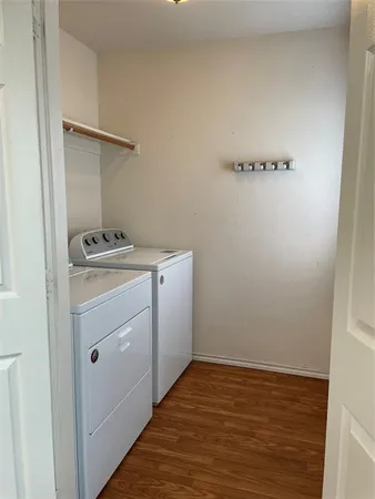 $1,600 | 3204 Highview Court, Granbury, TX 76049