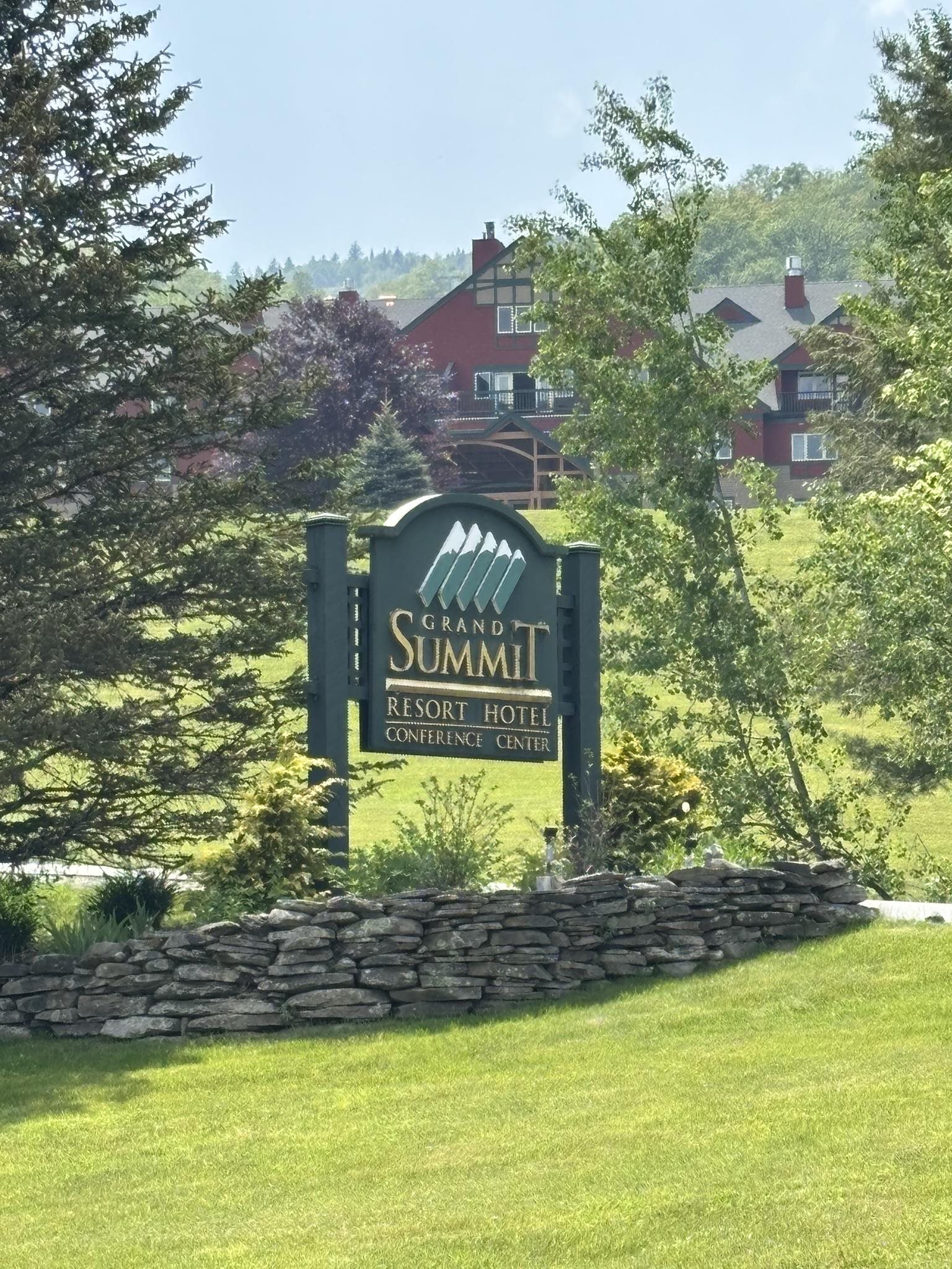 89 Grand Summit Way, Unit 152 West Dover, VT 05356 - Photo 3 of 15