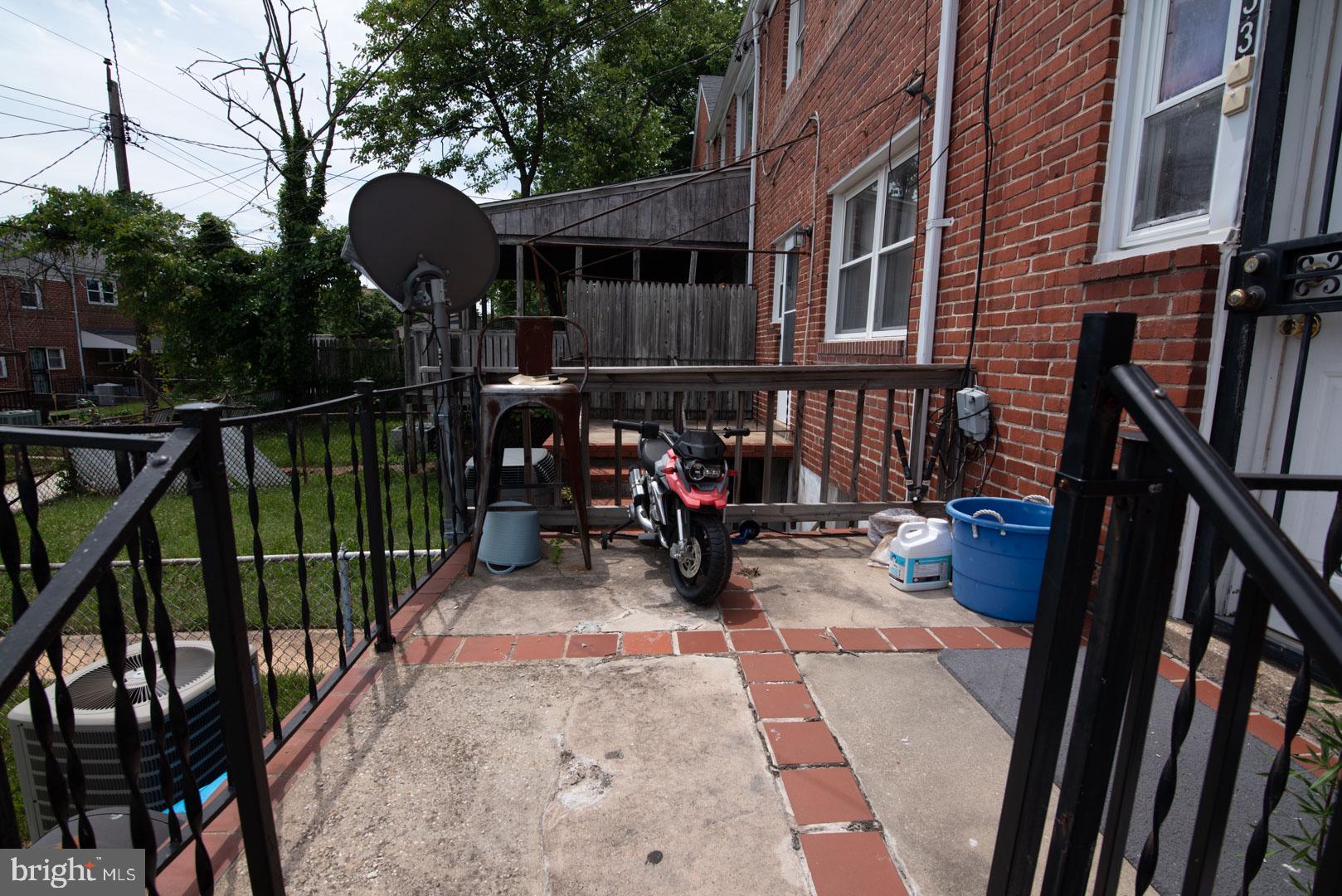 5433 Whitlock Road Baltimore, MD 21229 - Photo 24 of 28