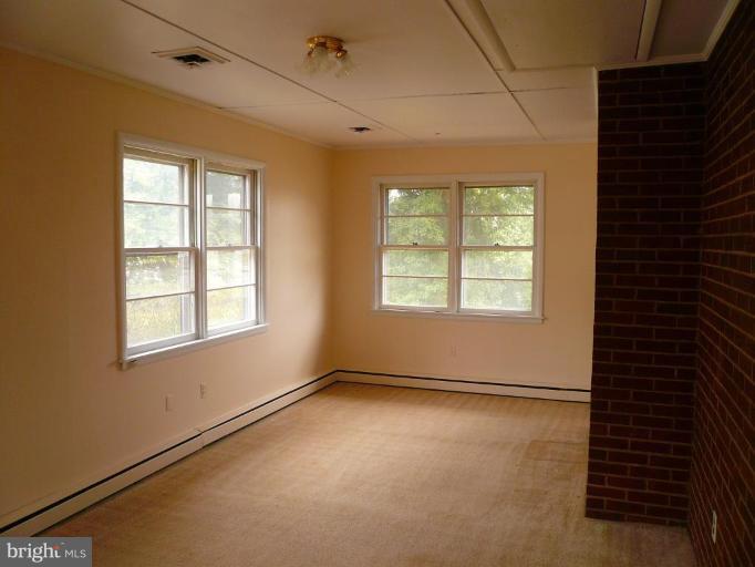 2724 Riva Road Annapolis, MD 21401 - Photo 7 of 14 Family Room
