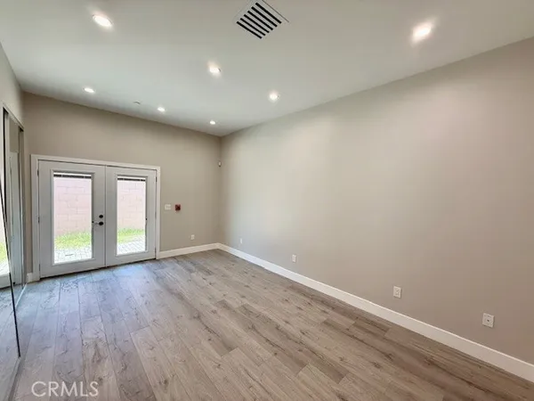 $15,000 | 6940 Longridge Avenue, North Hollywood, CA 91605