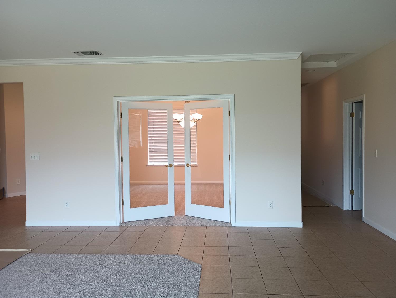 2979 Duncan Avenue Clovis, CA 93611 - Photo 5 of 27 a view of an empty room and closet area
