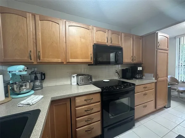 $210,000 | 5609 Coral Lake Drive, Unit 109, Margate, FL 33063