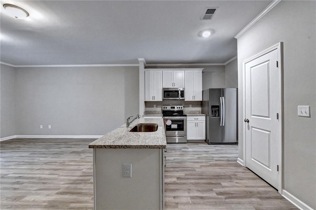 2776 Laurel Ridge Circle East Point, GA 30344 - Photo 15 of 47