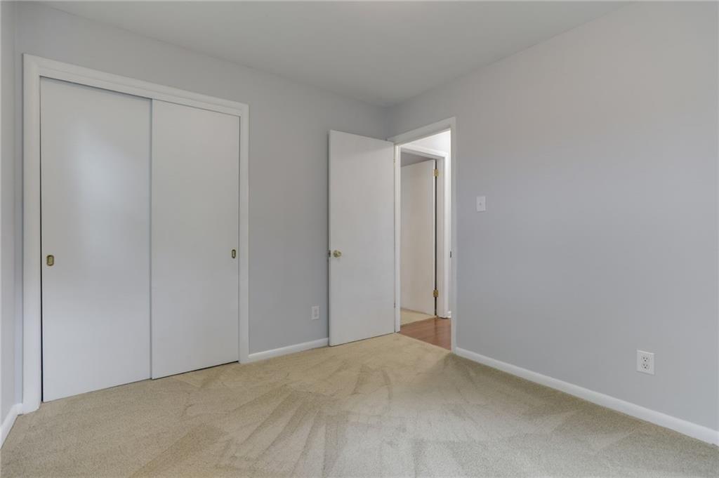 717 Howard Road Greenwood, IN 46142 - Photo 16 of 28 Gallery Image 16