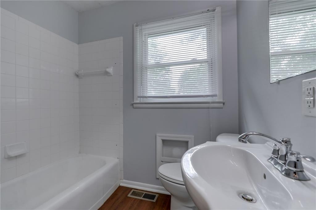717 Howard Road Greenwood, IN 46142 - Photo 17 of 28 Gallery Image 17