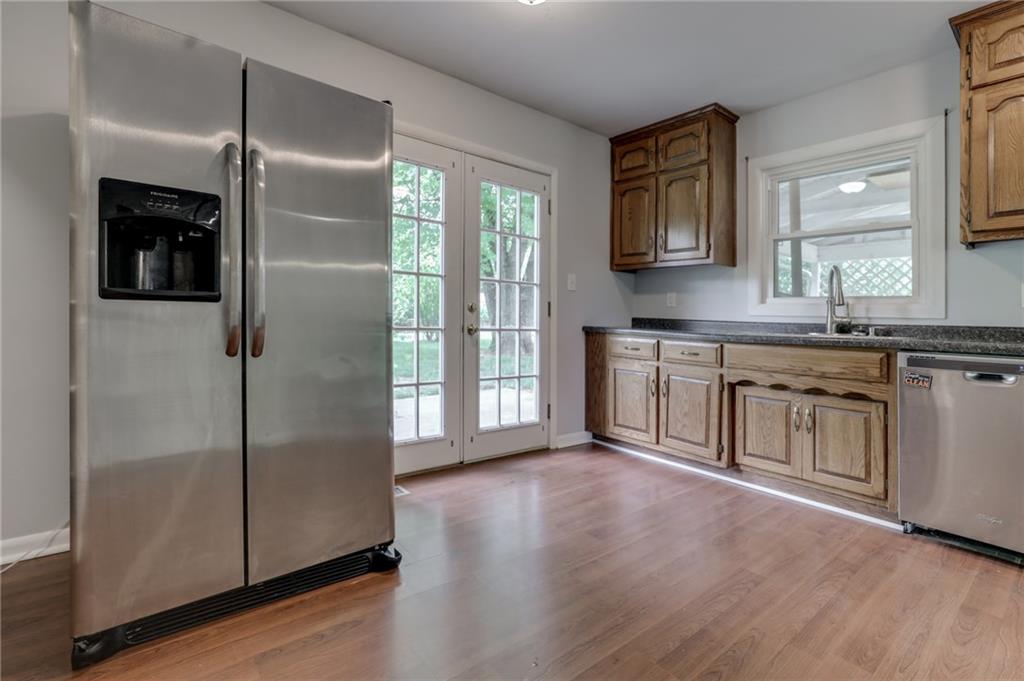 717 Howard Road Greenwood, IN 46142 - Photo 10 of 28 Gallery Image 10