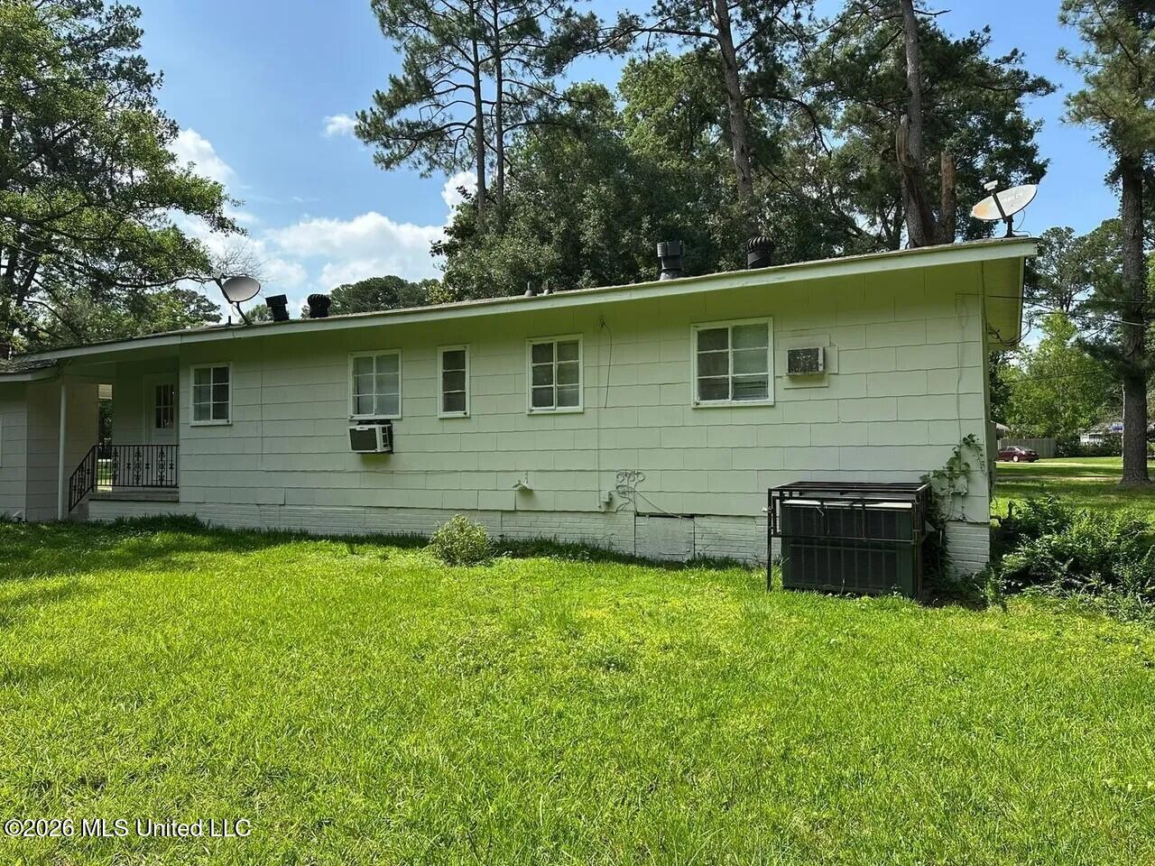 1603 Winchester Street Jackson, MS 39211 - Photo 7 of 7 Backview