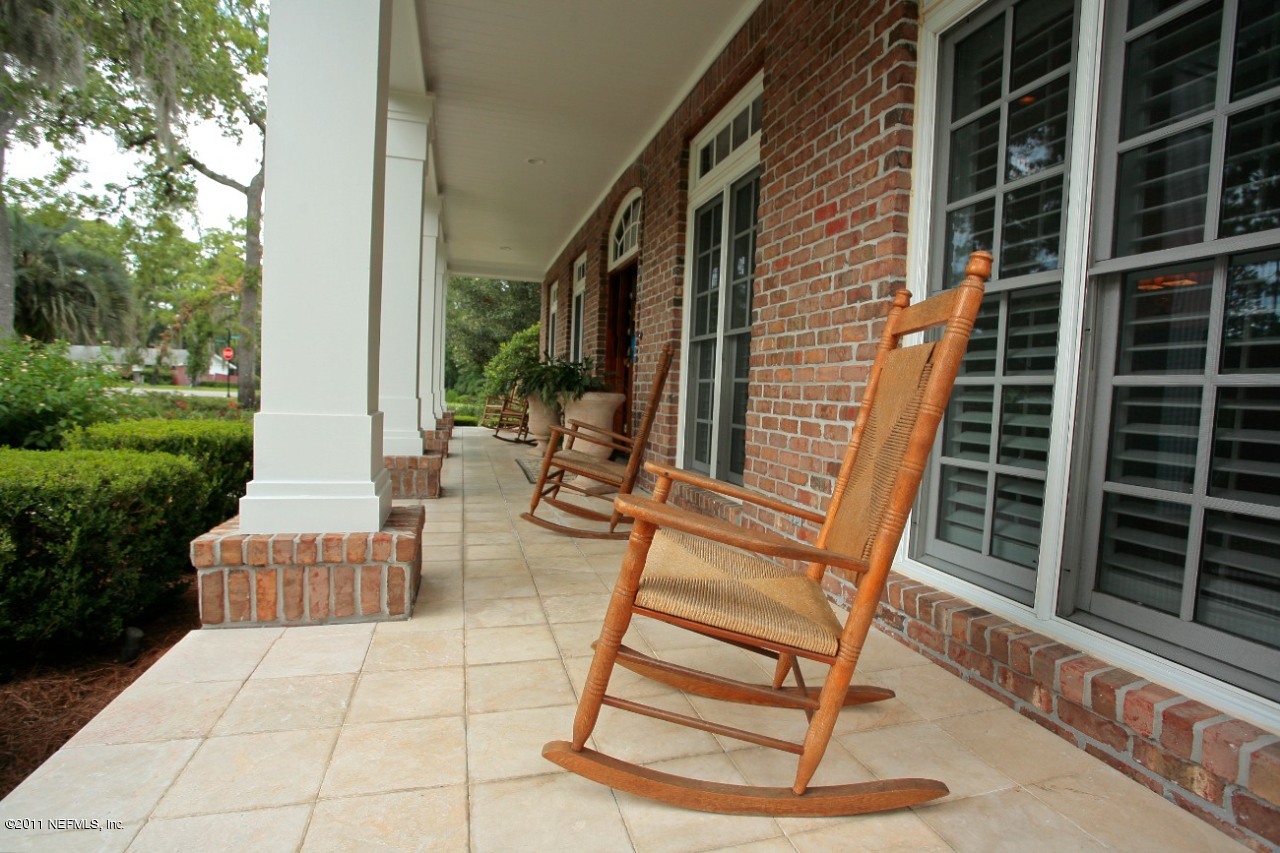 7533 Hollyridge Road Jacksonville, FL 32256 - Photo 2 of 26 porch