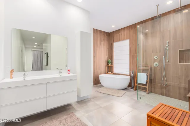 $5,200 | 5129 East Presidio Road, Scottsdale, AZ 85254