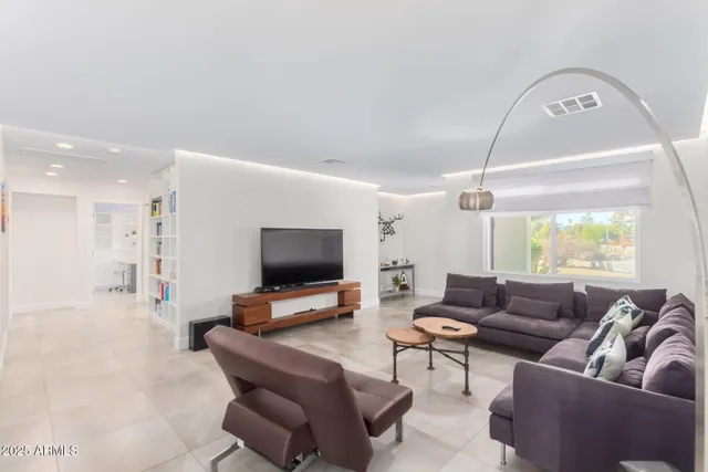 $5,200 | 5129 East Presidio Road, Scottsdale, AZ 85254