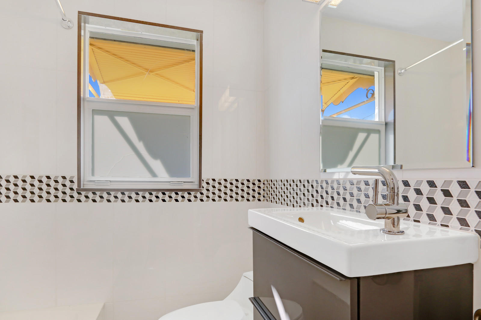 4212 Coconut Road Lake Worth, FL 33461 - Photo 13 of 20 Guest Bath