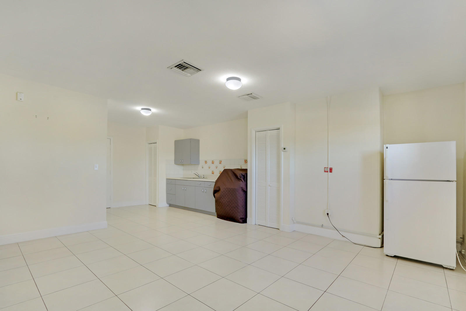 4212 Coconut Road Lake Worth, FL 33461 - Photo 15 of 20 Converted Garage (Living/Dining/Kitchen