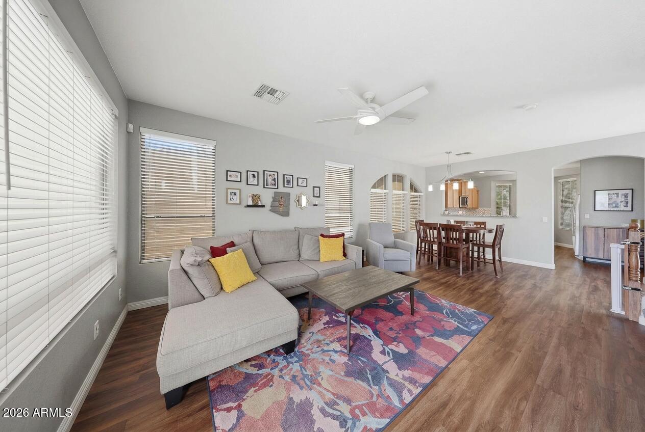 7413 South 19th Street Phoenix, AZ 85042 - Photo 2 of 31