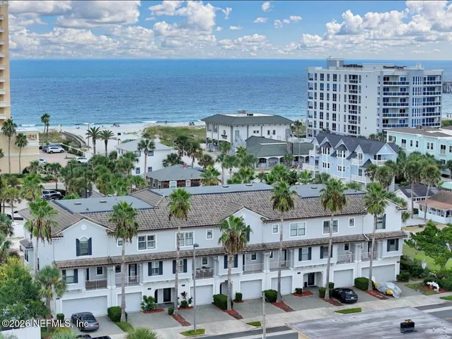 $5,100 | 905 2nd Street North, Unit E, Jacksonville Beach, FL 32250