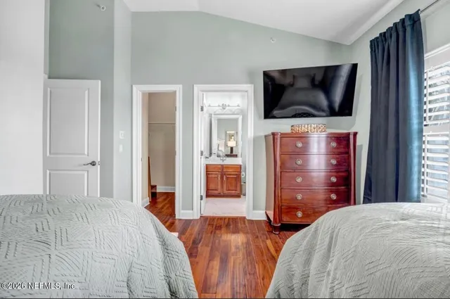 $5,100 | 905 2nd Street North, Unit E, Jacksonville Beach, FL 32250