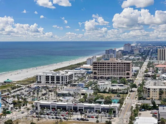 $5,100 | 905 2nd Street North, Unit E, Jacksonville Beach, FL 32250