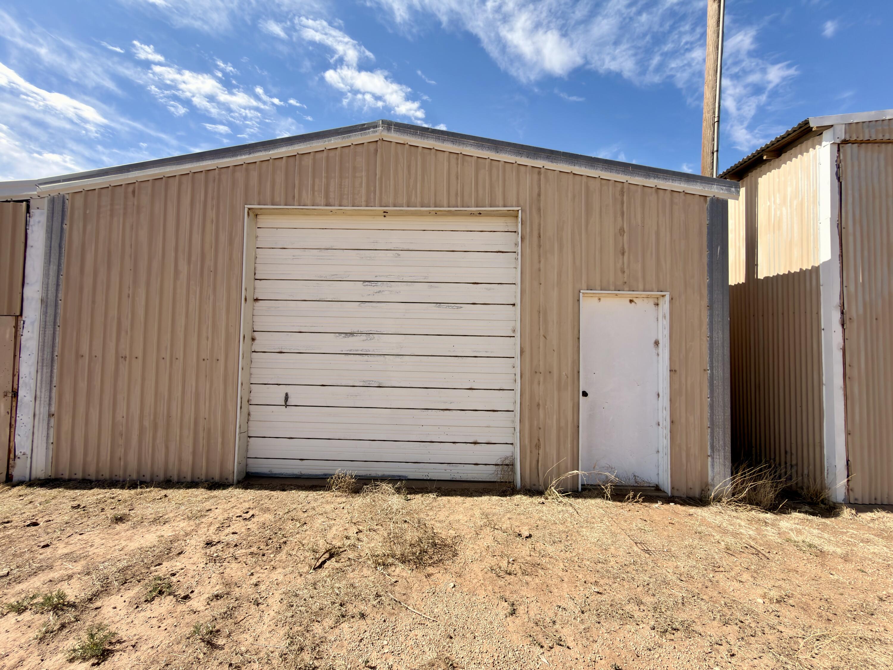 6212 Beaver Road Levelland, TX 79336 - Photo 21 of 24 IMG_1711 2