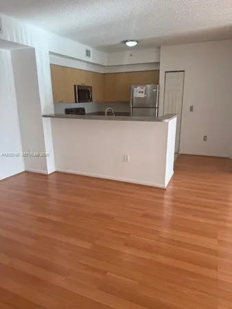 $2,150 | 8070 North Nob Hill Road, Unit 205, Tamarac, FL 33321