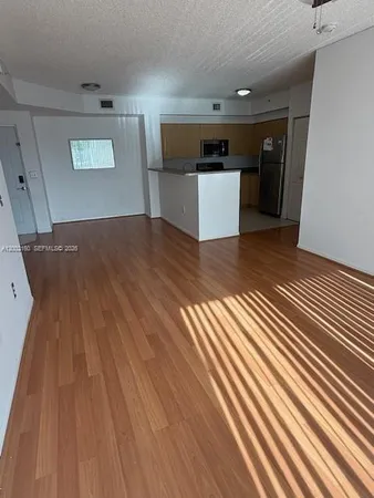 $2,150 | 8070 North Nob Hill Road, Unit 205, Tamarac, FL 33321