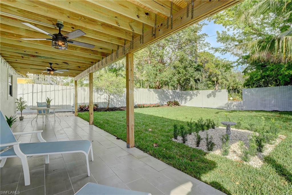 1286 Solana Road Naples, FL 34103 - Photo 20 of 25 Gallery Image 20