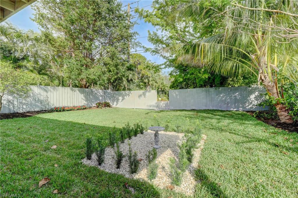 1286 Solana Road Naples, FL 34103 - Photo 21 of 25 Gallery Image 21