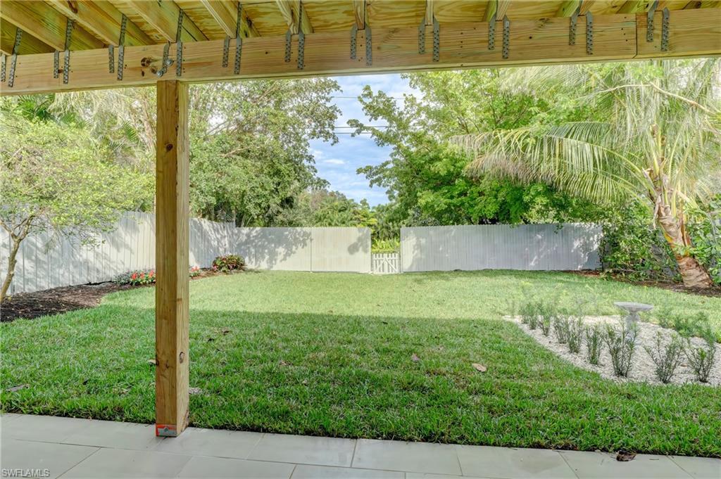 1286 Solana Road Naples, FL 34103 - Photo 23 of 25 Gallery Image 23