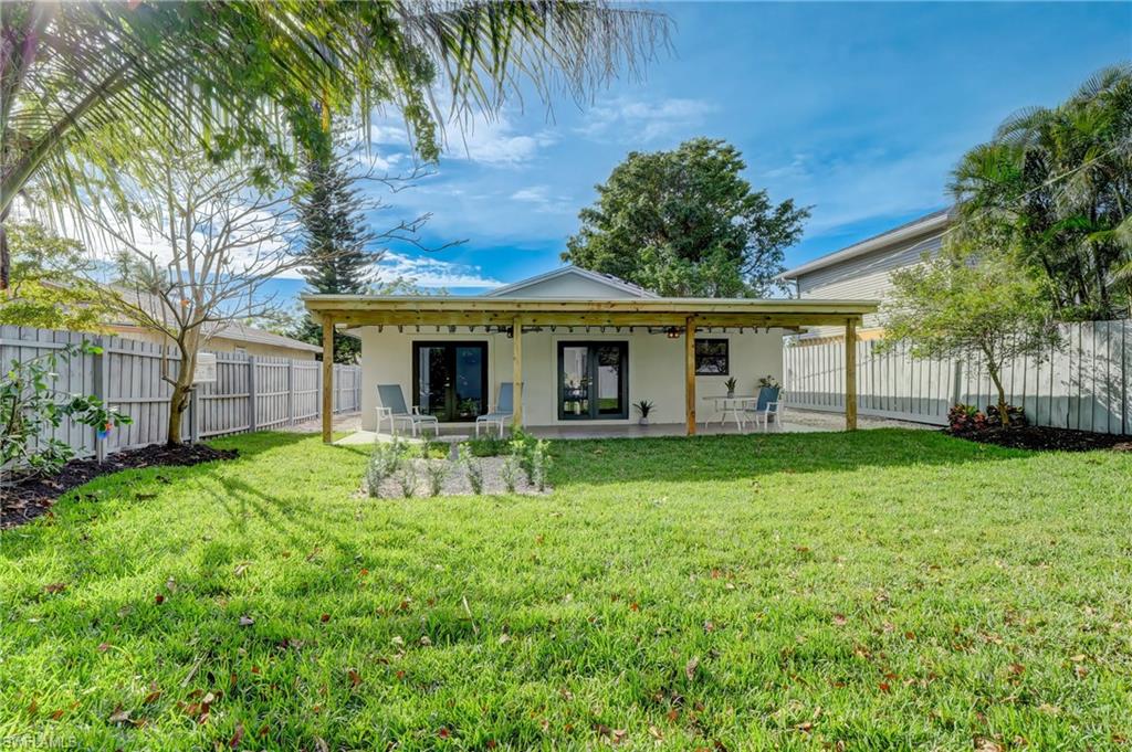 1286 Solana Road Naples, FL 34103 - Photo 24 of 25 Gallery Image 24
