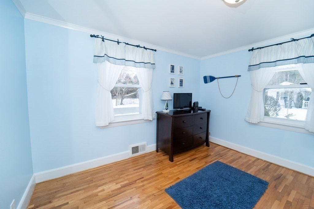 16 Johnson Street Raynham, MA 02767 - Photo 20 of 29 Gallery Image 20