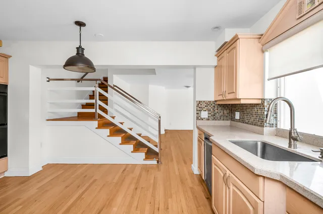 $1,430,000 | 2601 Northeast 37th Street, Fort Lauderdale, FL 33308