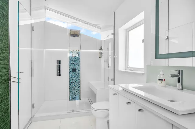 $1,430,000 | 2601 Northeast 37th Street, Fort Lauderdale, FL 33308