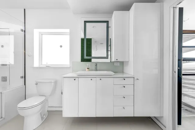 $1,430,000 | 2601 Northeast 37th Street, Fort Lauderdale, FL 33308