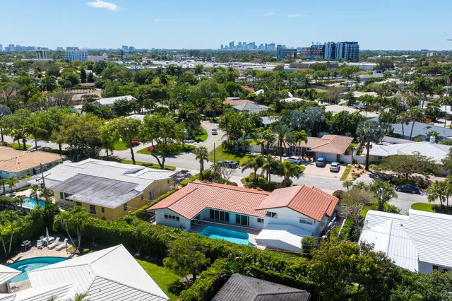 $1,430,000 | 2601 Northeast 37th Street, Fort Lauderdale, FL 33308