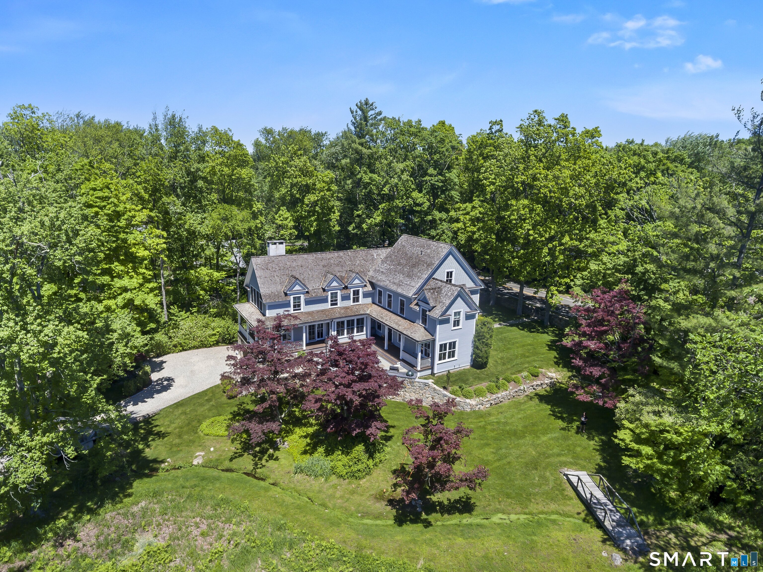 3007 Redding Road Fairfield, CT 06824 - Photo 37 of 40