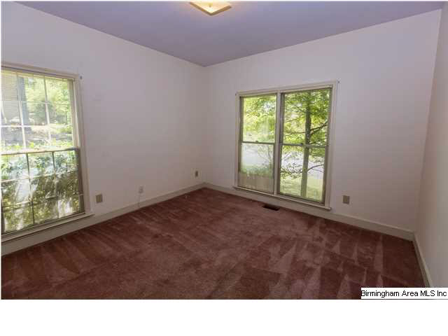 2808 Crossgate Circle Birmingham, AL 35216 - Photo 14 of 32