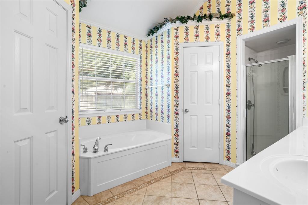 1005 Cheyenne Trail Hewitt, TX 76643 - Photo 5 of 9
