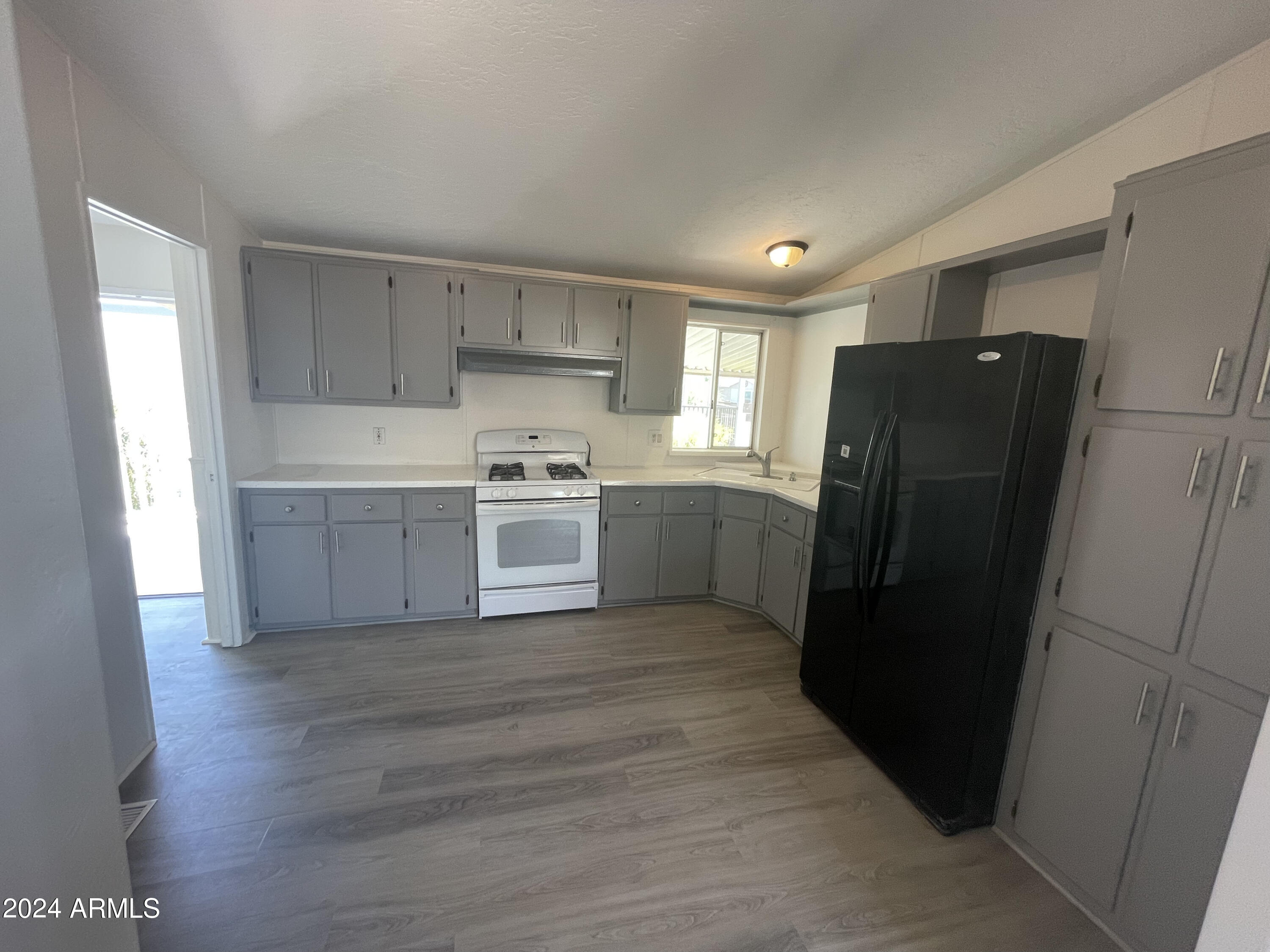 2000 South Apache Road, Unit 243 Buckeye, AZ 85326 - Photo 10 of 18 IMG_4131