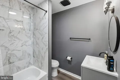 $259,900 | 521 Hoffman Street, Philadelphia, PA 19148