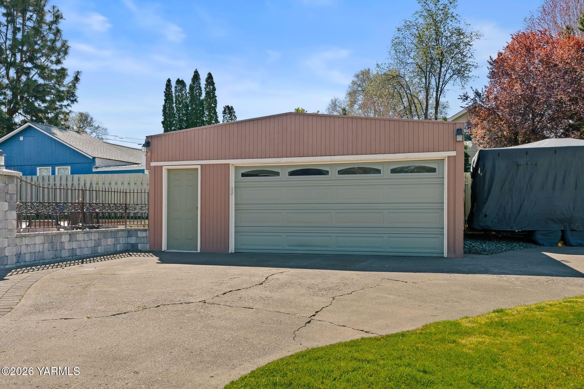 2908 Summitview Avenue Yakima, WA 98902 - Photo 47 of 48 49_2908 Summitview Ave-46
