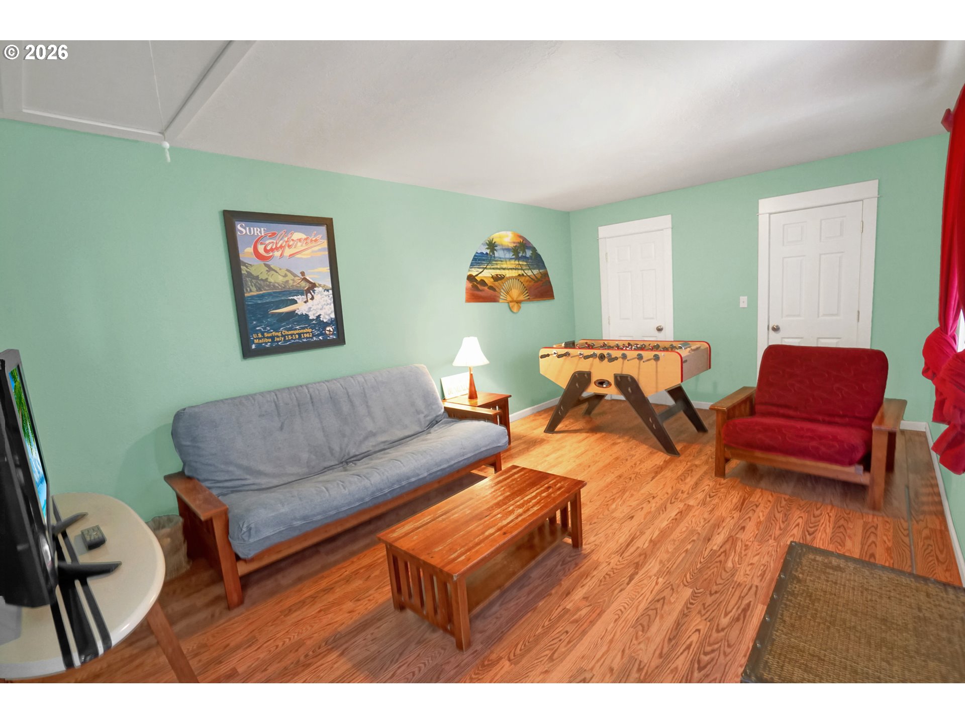 265 Bunchberry Way Depoe Bay, OR 97341 - Photo 37 of 48 a living room with furniture and a chair
