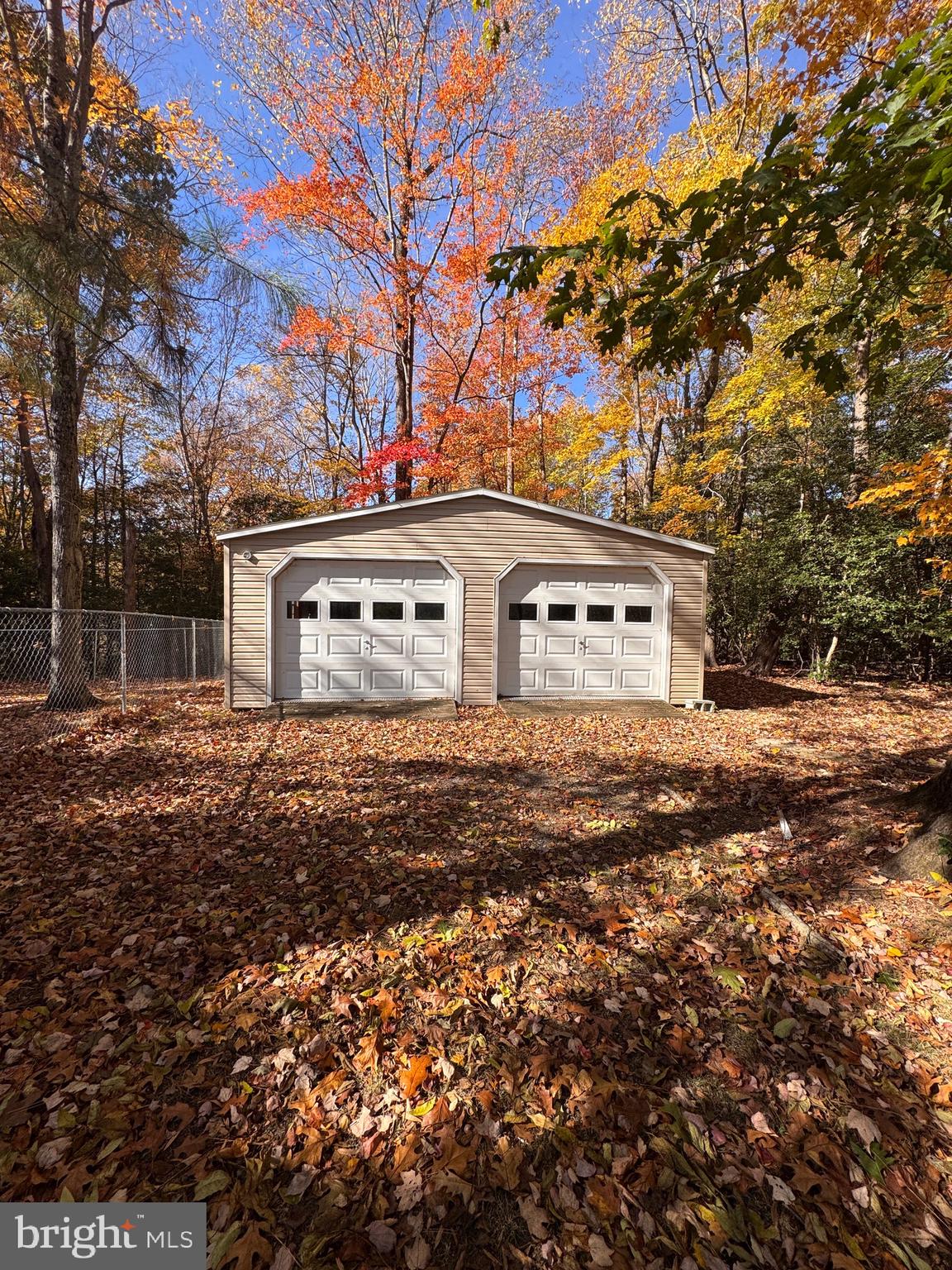 687 Prospect Hill Road Montross, VA 22520 - Photo 74 of 80 a big room with lots of trees