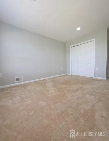 $410,000 | 142 Conover Terrace, Lebanon, NJ 08833