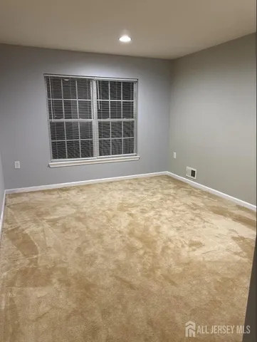 $410,000 | 142 Conover Terrace, Lebanon, NJ 08833