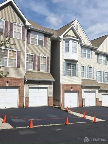 $410,000 | 142 Conover Terrace, Lebanon, NJ 08833