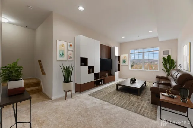 $399,999 | 142 Conover Terrace, Lebanon, NJ 08833