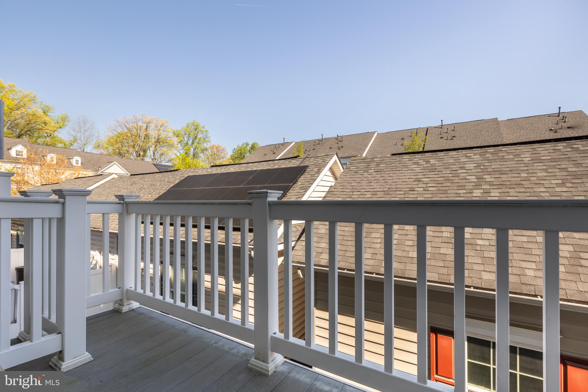 637 Spectator Avenue Landover, MD 20785 - Photo 44 of 54 a view of a balcony
